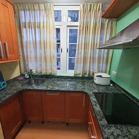 Atico Con Amplia Terraza En *